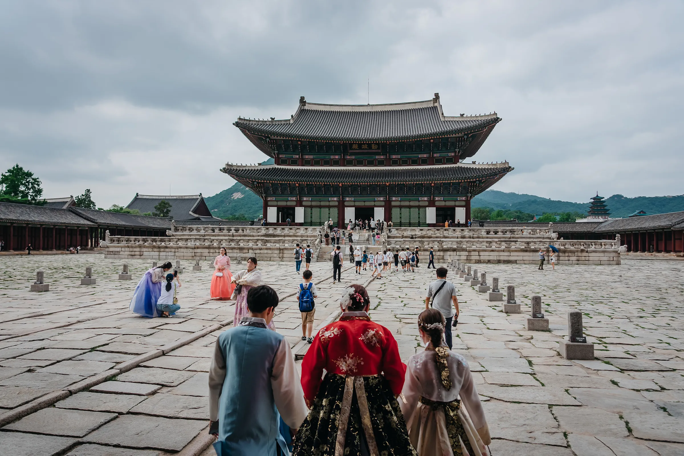 1.  Gyeonggi & Seoul